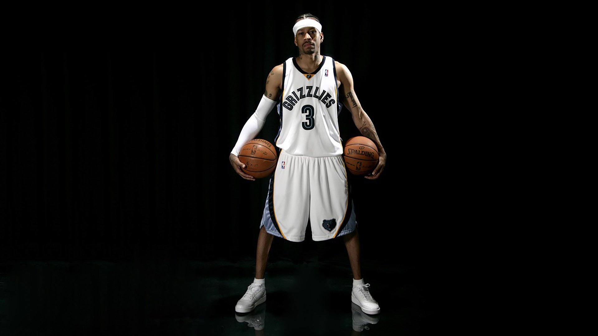 体育+文创融合,推出一系列篮球主题文化产品和活动,篮球文化主题墙